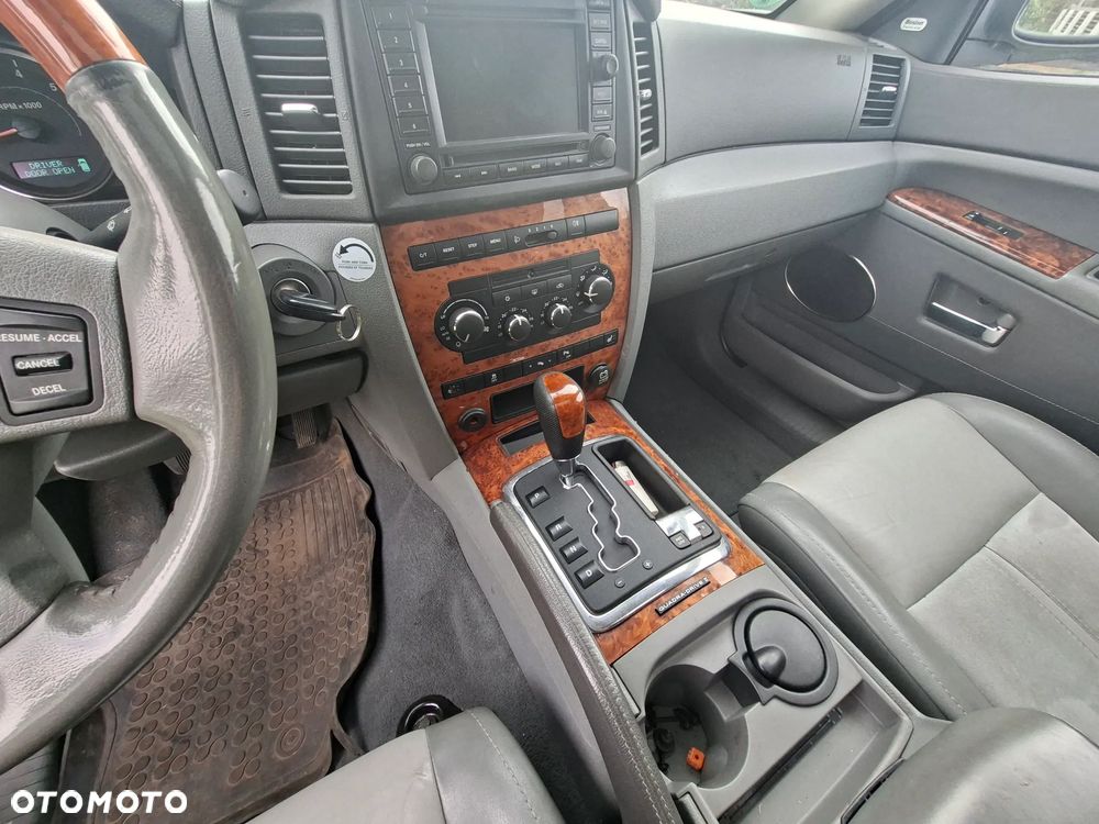 Jeep Grand Cherokee 3.0 CRD Laredo - 13