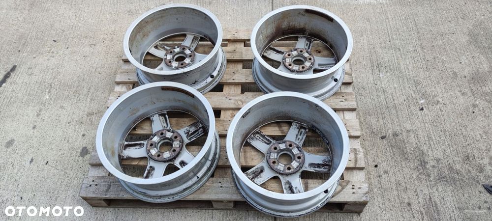 FELGA FELGI AUDI A4 A5 Q5 7,0J R17 ET37 8R0071497 - 6