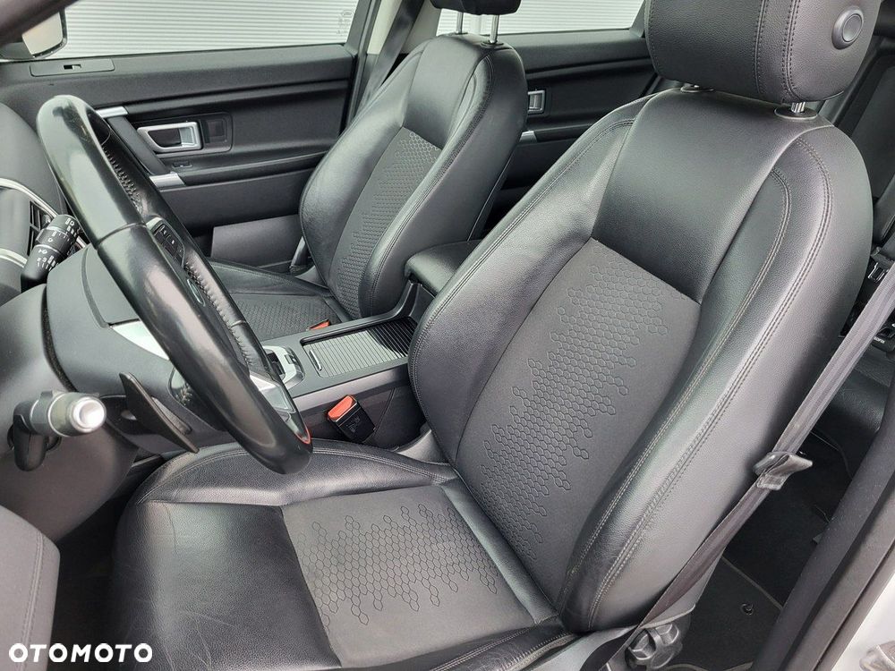 Land Rover Discovery Sport - 18