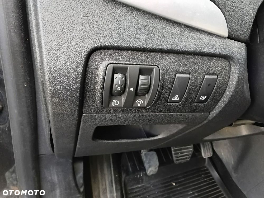 Renault Scenic - 21