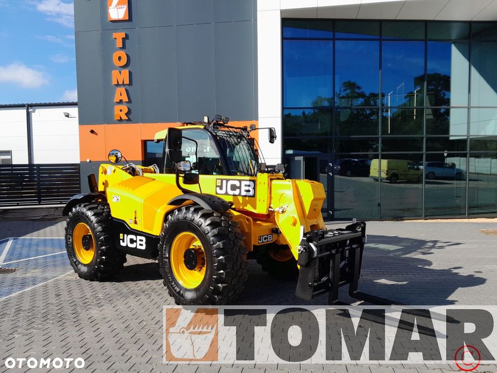 JCB 560-80 2023R agri - 4