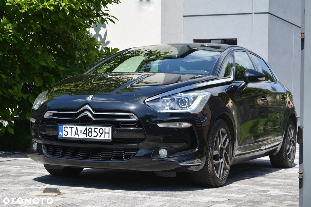 Citroën DS5 e-HDi 115 EGS6 Chic - 14
