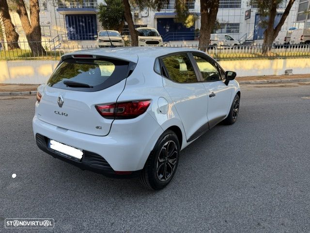 Renault Clio 1.5 dCi Confort - 8