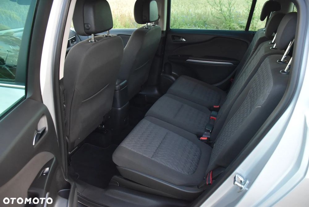 Opel Zafira Tourer 1.4 Turbo Innovation - 26