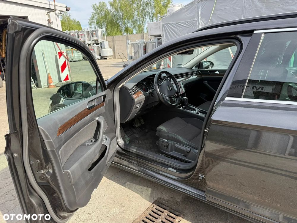 Volkswagen Passat Variant 2.0 TDI BMT Comfortline DSG - 16