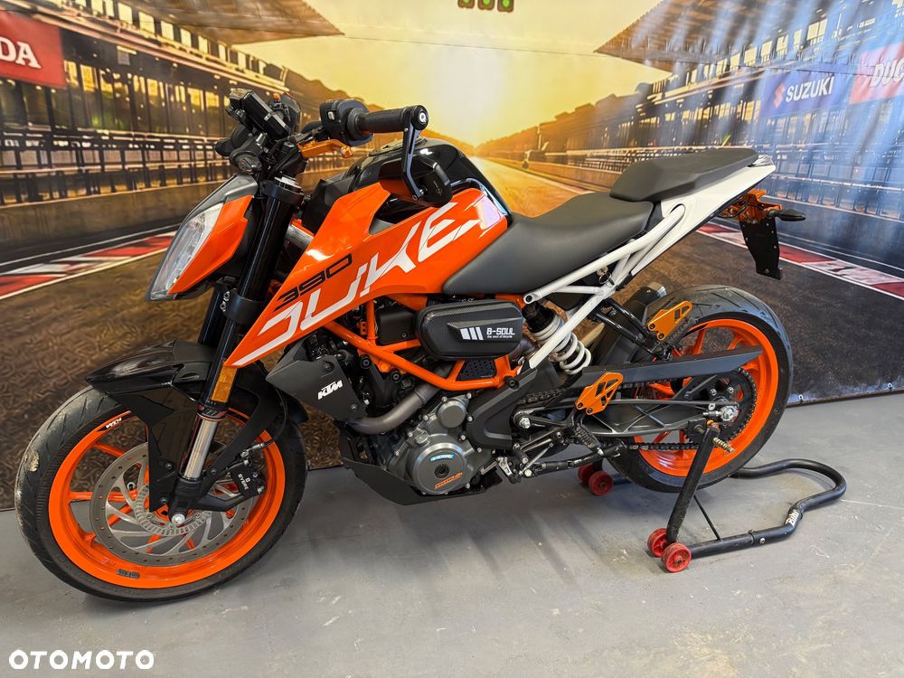 KTM Duke 390 - 1