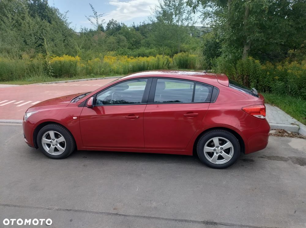 Chevrolet Cruze 1.6 LT - 3
