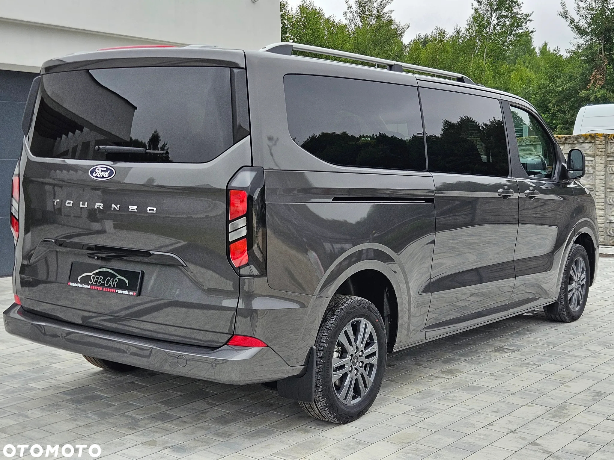 Ford Tourneo Custom 2.0 EcoBlue L2 Titanium SelectShift - 39
