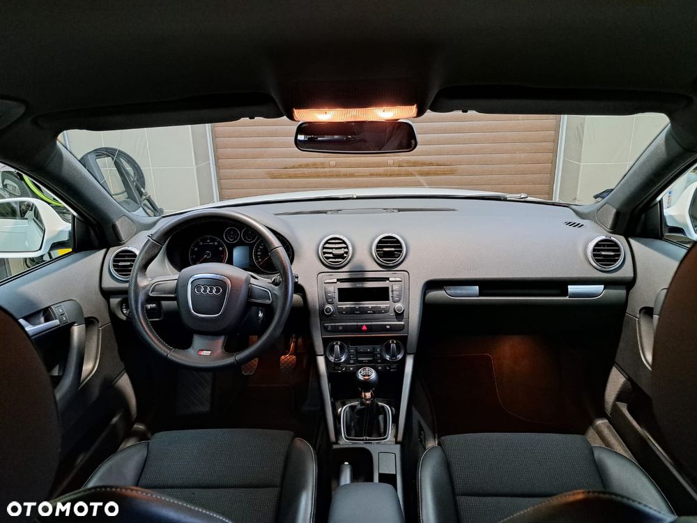 Audi A3 Sportback 1.4 TFSI Ambiente - 20