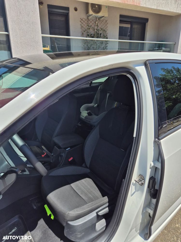 Skoda Octavia 1.5 TSI DSG MHEV Style - 8