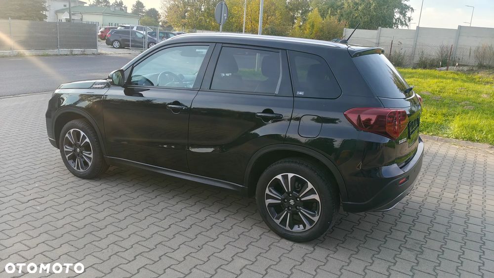Suzuki Vitara 1.5 Dualjet Hybrid AGS Comfort+ "SHINKAI" - 5