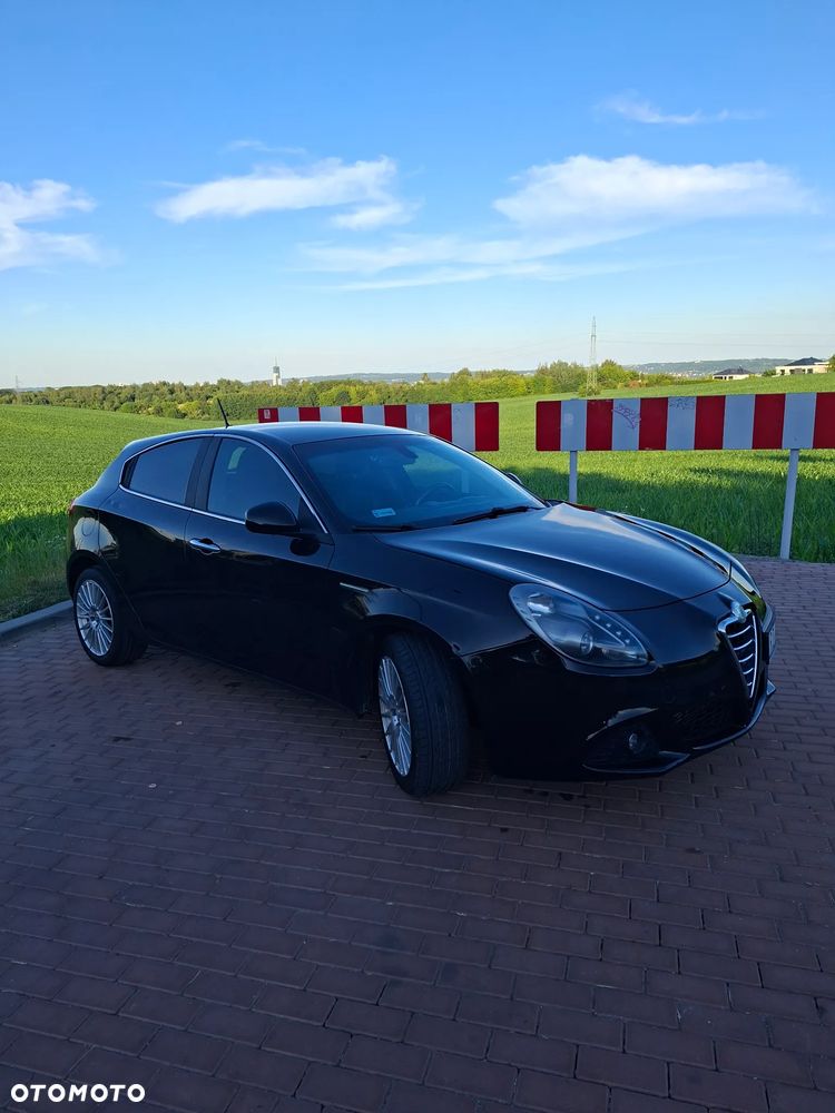Alfa Romeo Giulietta 2.0 JTDM Distinctive - 9