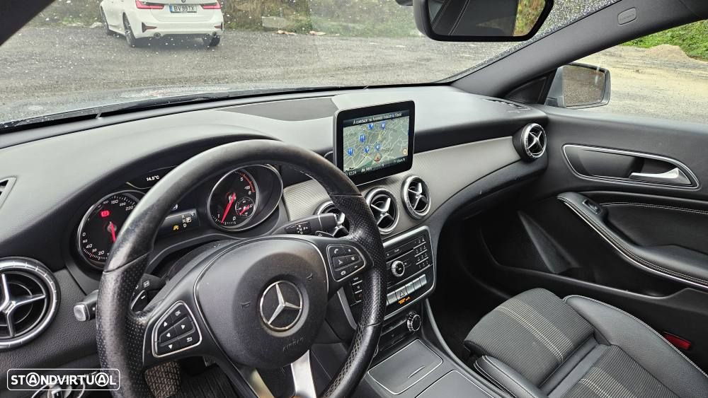 Mercedes-Benz CLA 200 d 7G-DCT Urban - 19