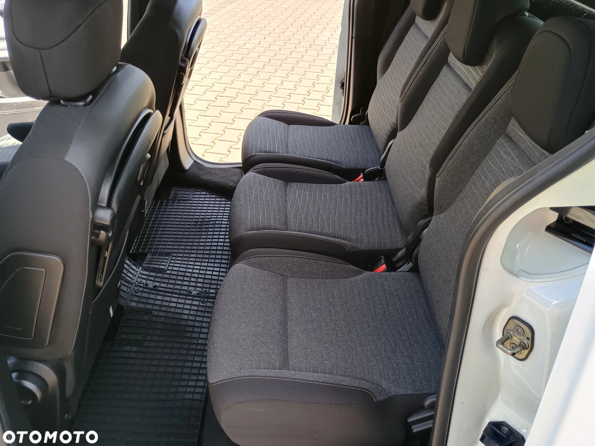 Citroën Berlingo 1.6 BlueHDi MoreLife - 9