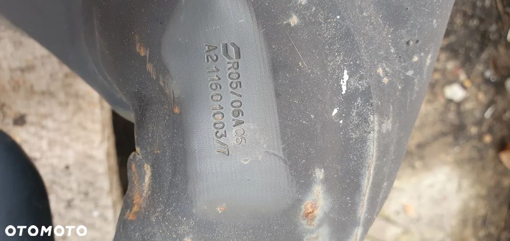 Mercedes E W211 3.5 V6 sanki zawieszenia belka silnika A211601003/7 - 3