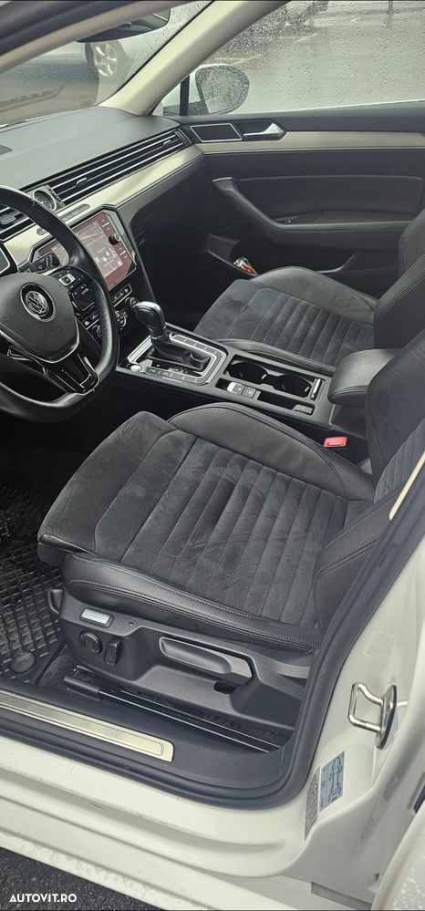 Volkswagen Passat - 4
