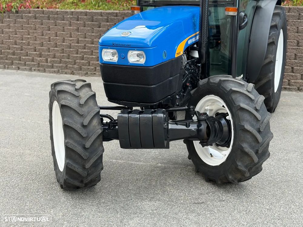 New Holland TN95FA Cab/AC 4RM - 5