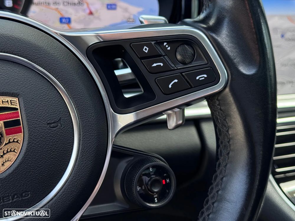 Porsche Panamera - 17
