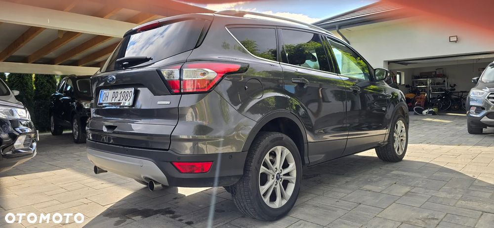 Ford Kuga 1.5 EcoBoost 2x4 Titanium - 8
