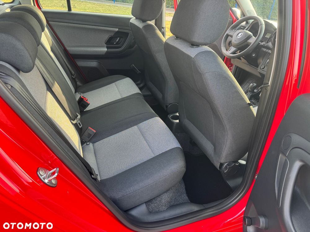 Skoda Fabia 1.2 HTP Active - 15