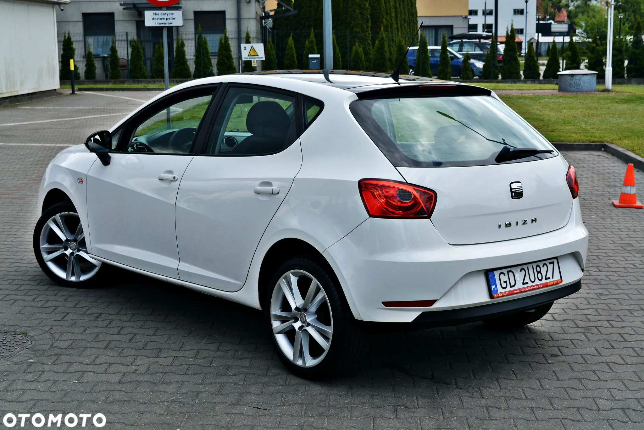 Seat Ibiza 1.4 16V Reference - 3