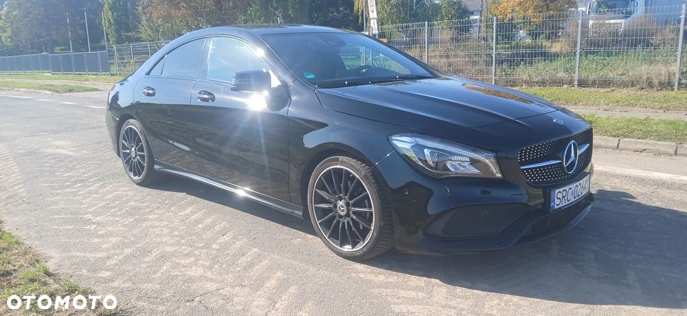 Mercedes-Benz CLA 200 AMG Line - 1