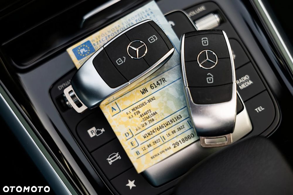 Mercedes-Benz GLB 250 Style 8G-DCT - 40