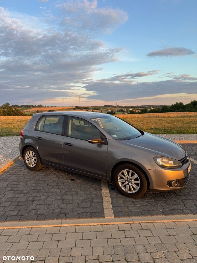 Volkswagen Golf 1.6 TDI BlueMot Comfortline - 4