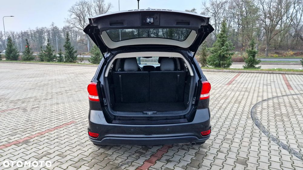 Fiat Freemont 2.0 Multijet Lounge AWD - 29