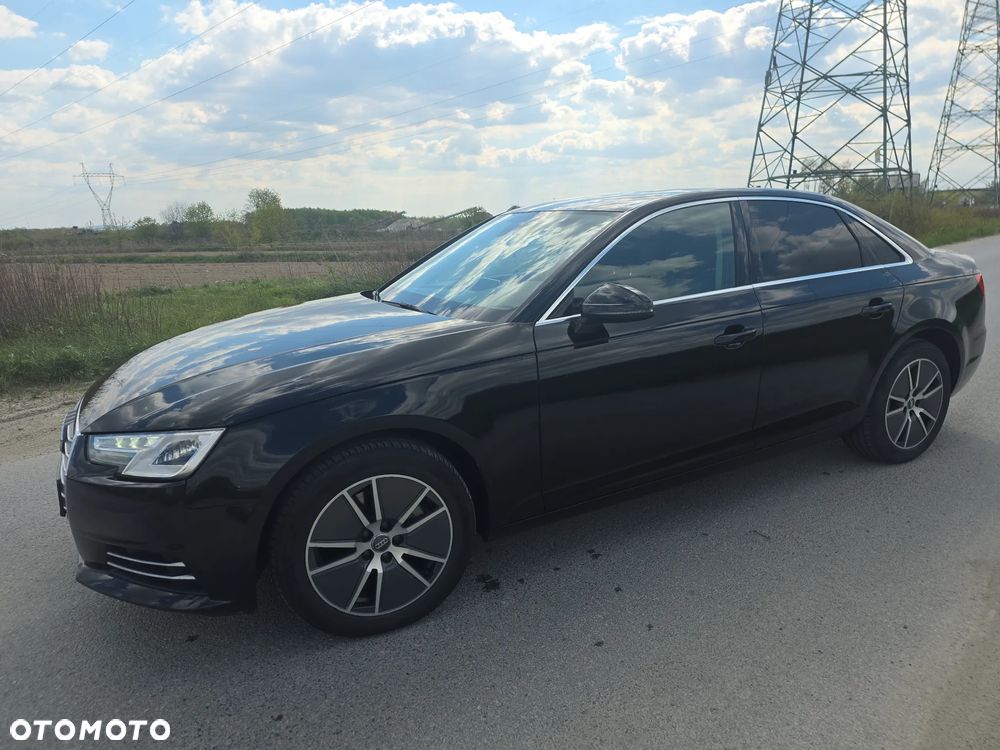 Audi A4 Limousine 2.0 TDI S tronic quattro design - 18