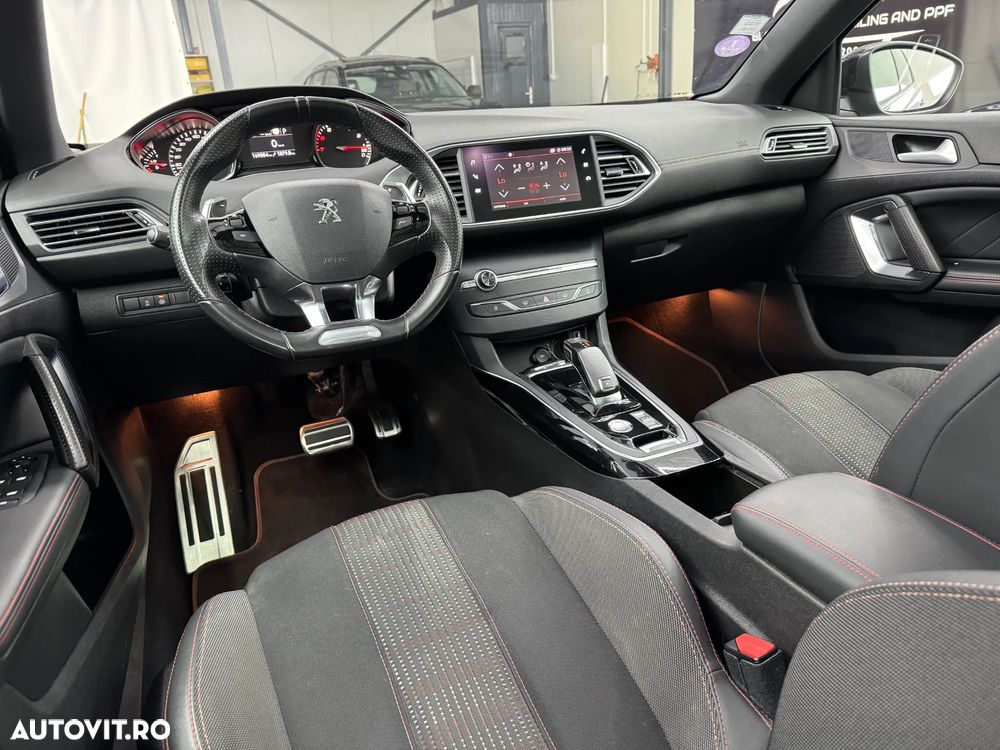 Peugeot 308 PureTech 130 GPF EAT8 Stop & Start GT - 6