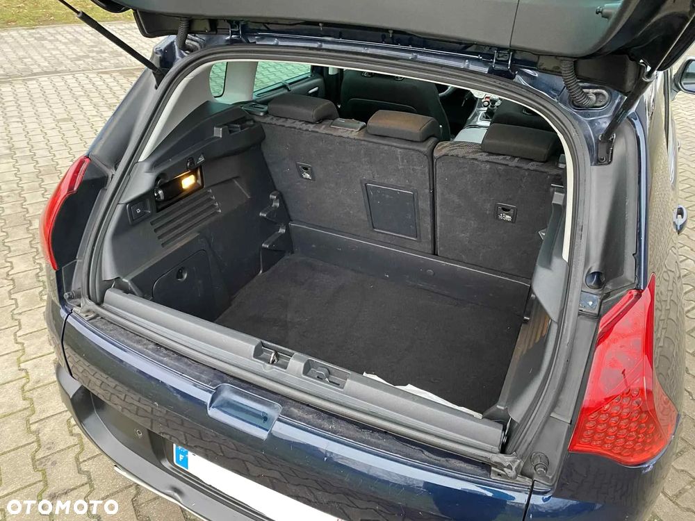 Peugeot 3008 HDi 150 Allure - 24