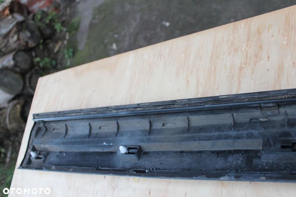 LISTWA DRZWI PRAWY PRZÓD AUDI Q5 8R SQ5 8R0853960E EU 2013 - 7