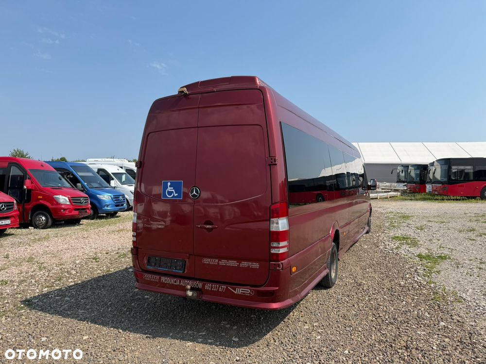 Mercedes-Benz Sprinter 519 - 5