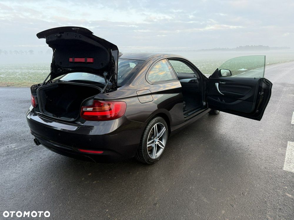 BMW Seria 2 220i Sport Line - 24