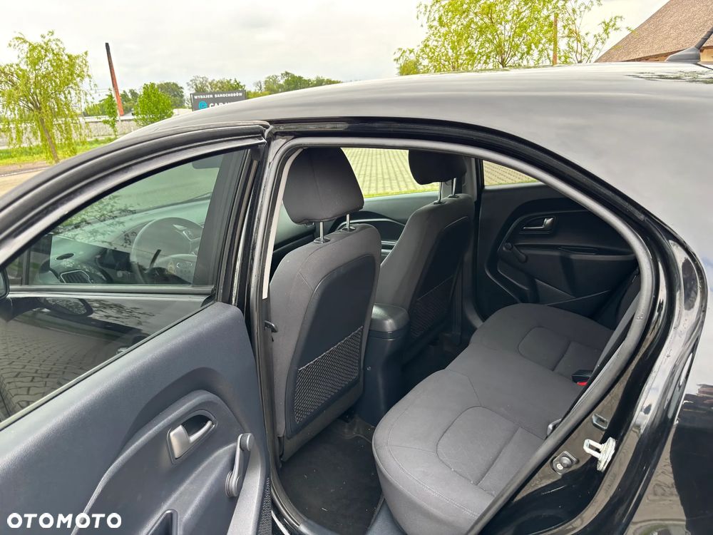Kia Rio 1.2 Business Line - 5