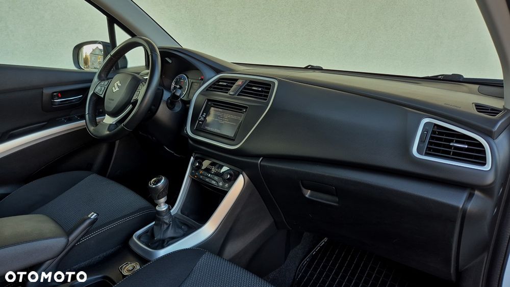 Suzuki SX4 S-Cross 1.6 DDiS 4x4 Comfort+ - 20