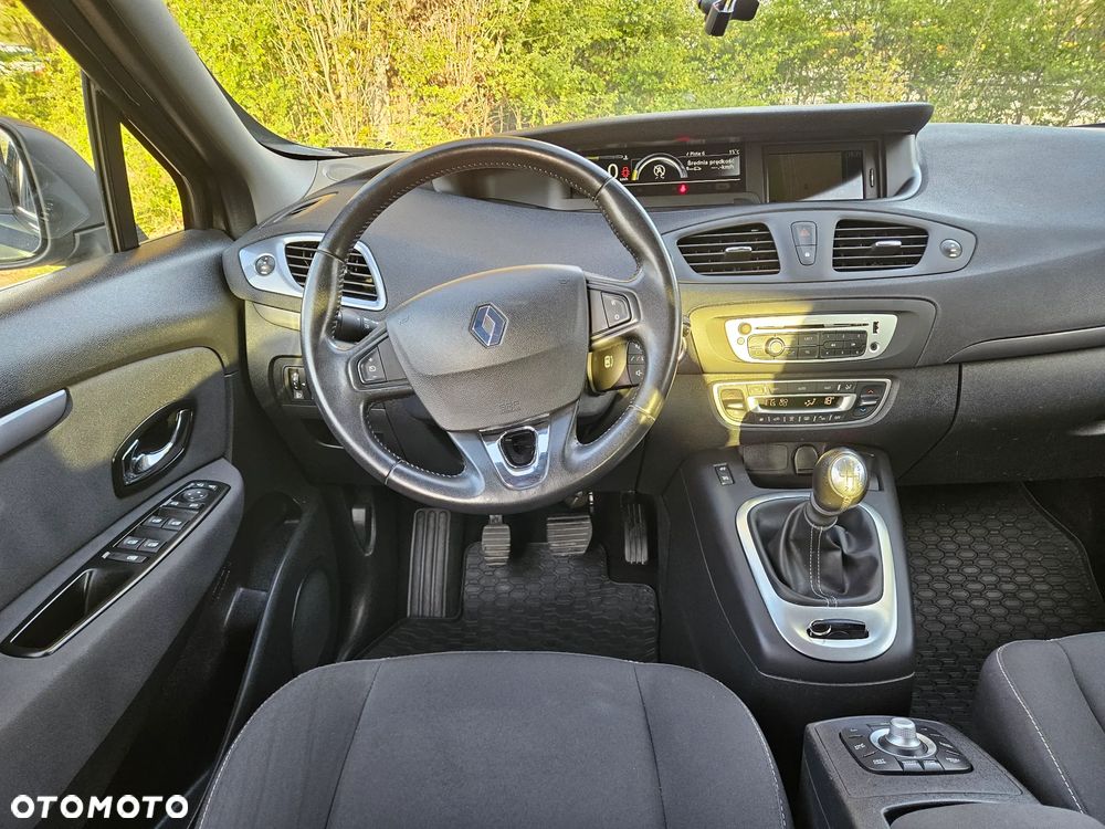 Renault Scenic 1.5 dCi Limited - 17