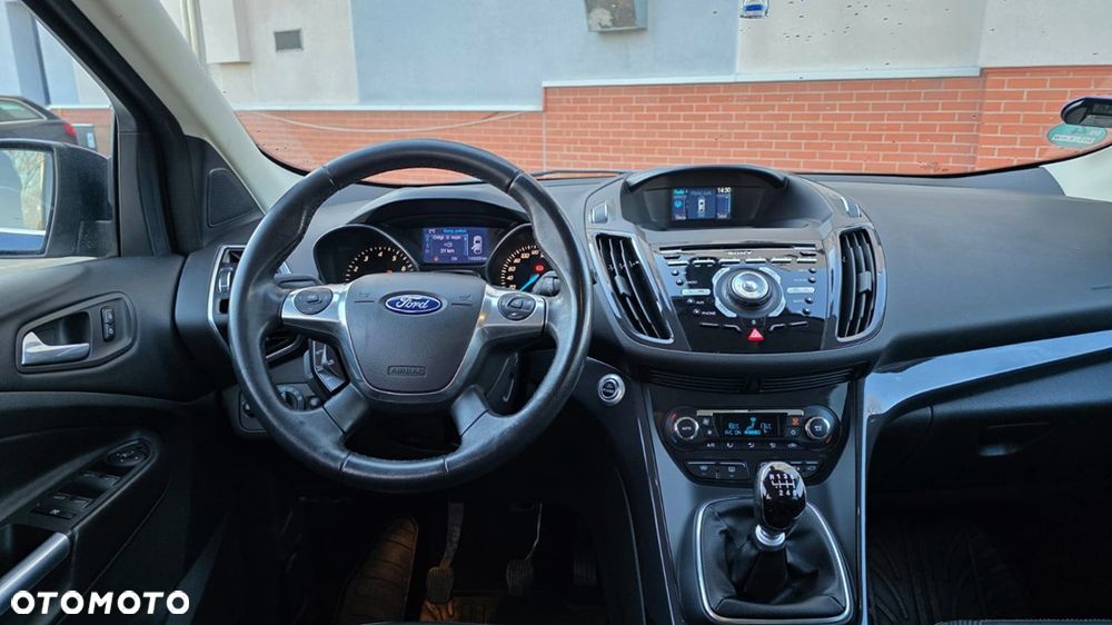 Ford Kuga 1.6 EcoBoost 2x4 Titanium - 14