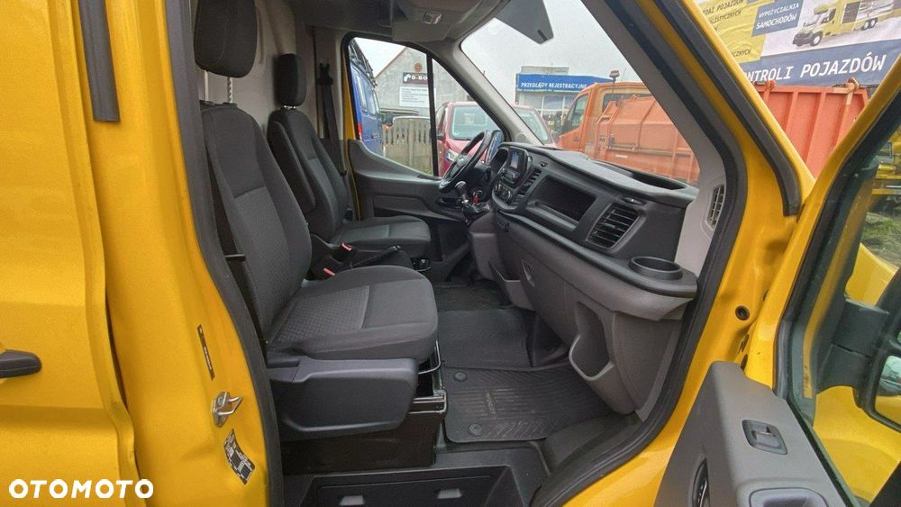 Ford Transit - 19