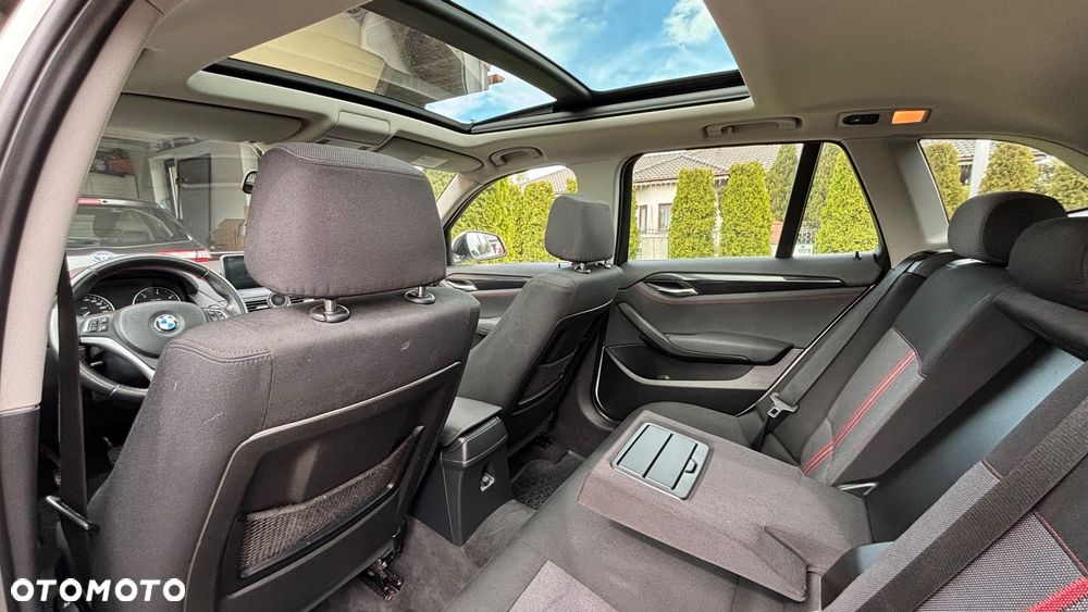 BMW X1 sDrive18d - 10