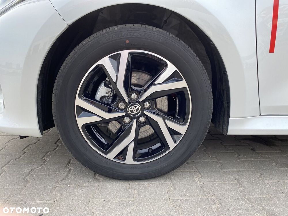 Toyota Yaris - 25