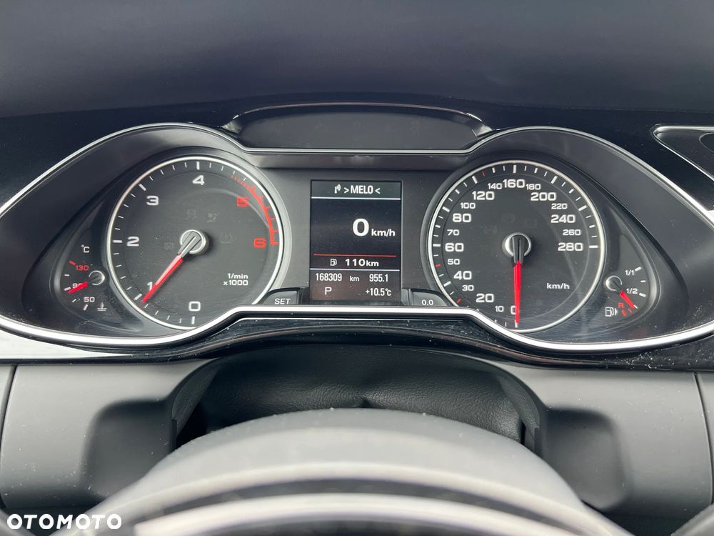 Audi A4 Avant 2.0 TDI DPF quattro S tronic S line Sportpaket - 24