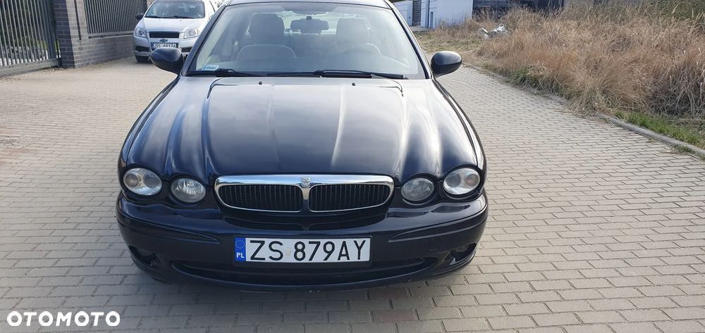 Jaguar X-Type - 18