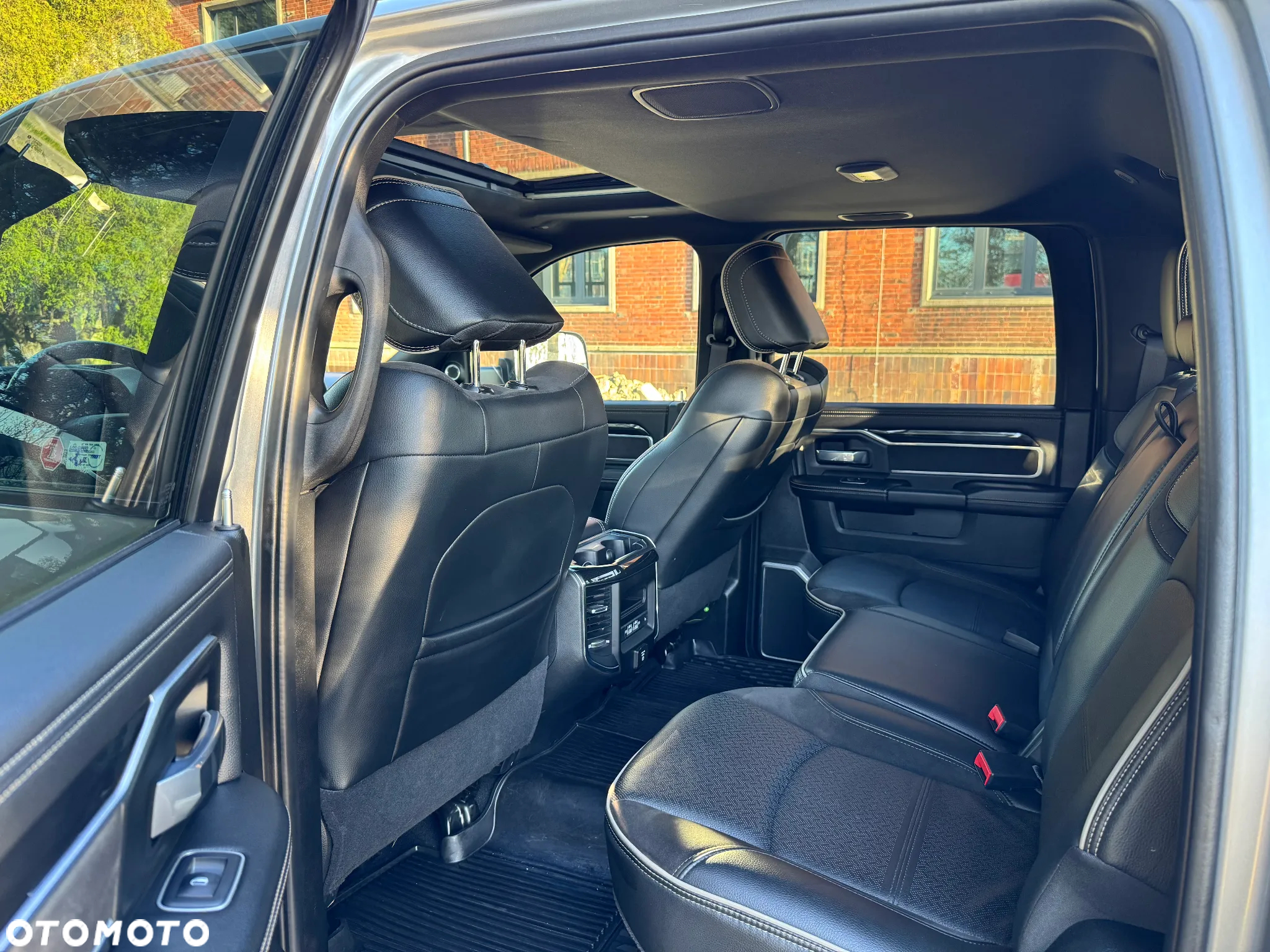 Dodge RAM 1500 5.7 4x4 - 30