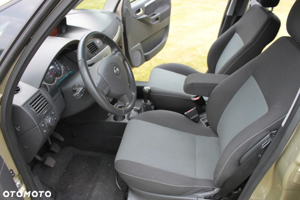 Opel Meriva - 17
