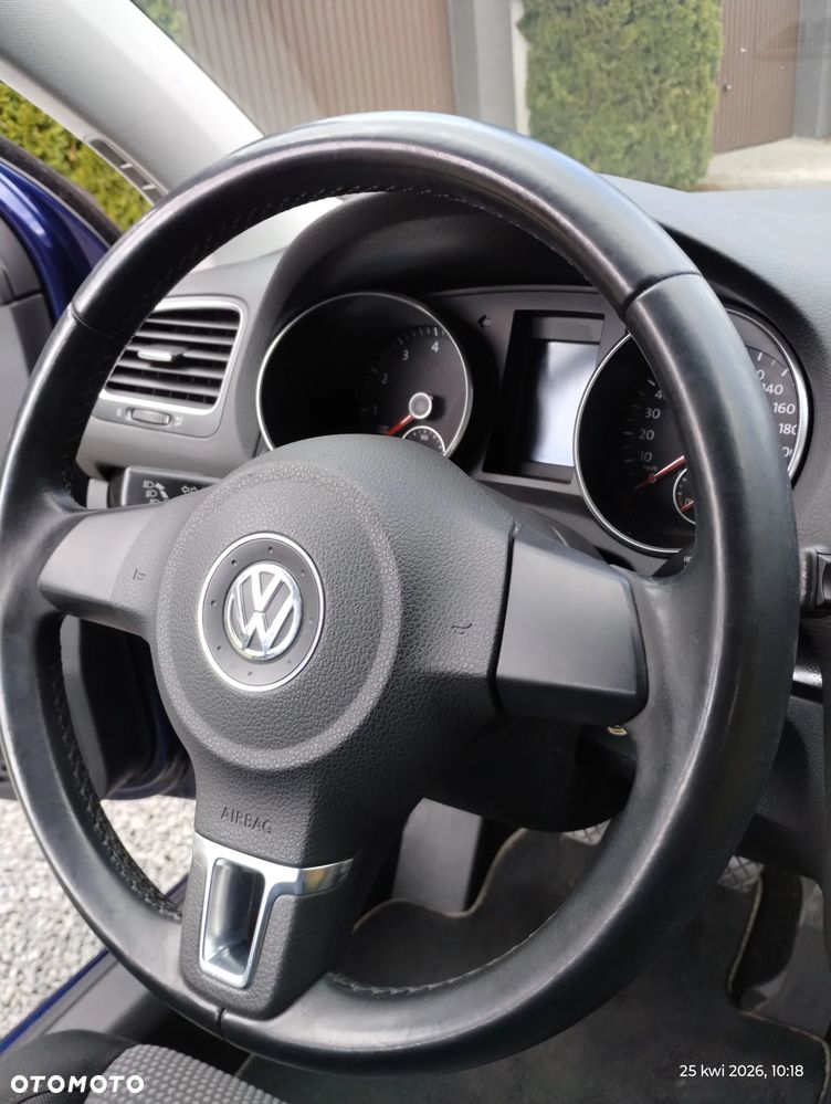 Volkswagen Golf 1.6 Comfortline - 24