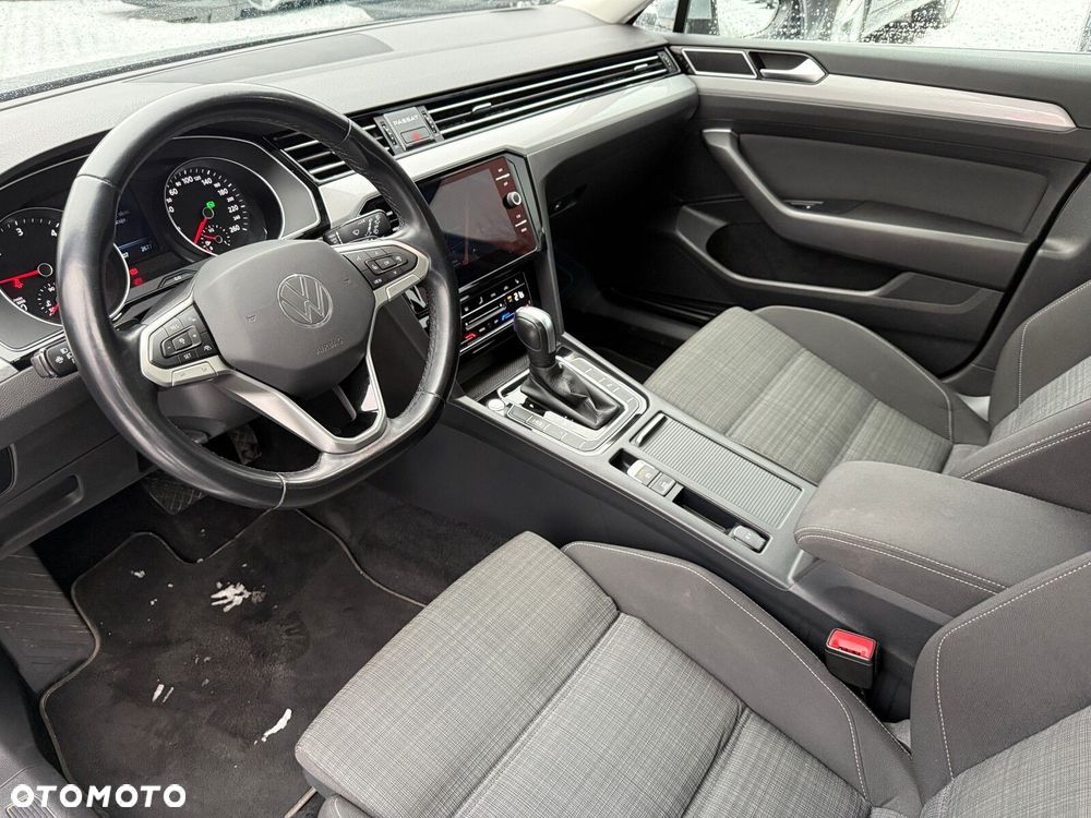 Volkswagen Passat Variant 2.0 TDI EVO Business DSG - 13