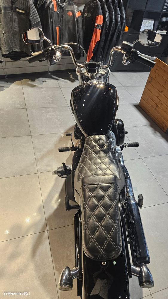 Harley-Davidson Softail Standard - 8