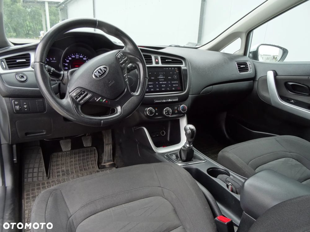 Kia Ceed 1.4 CRDi 90 Vision - 8